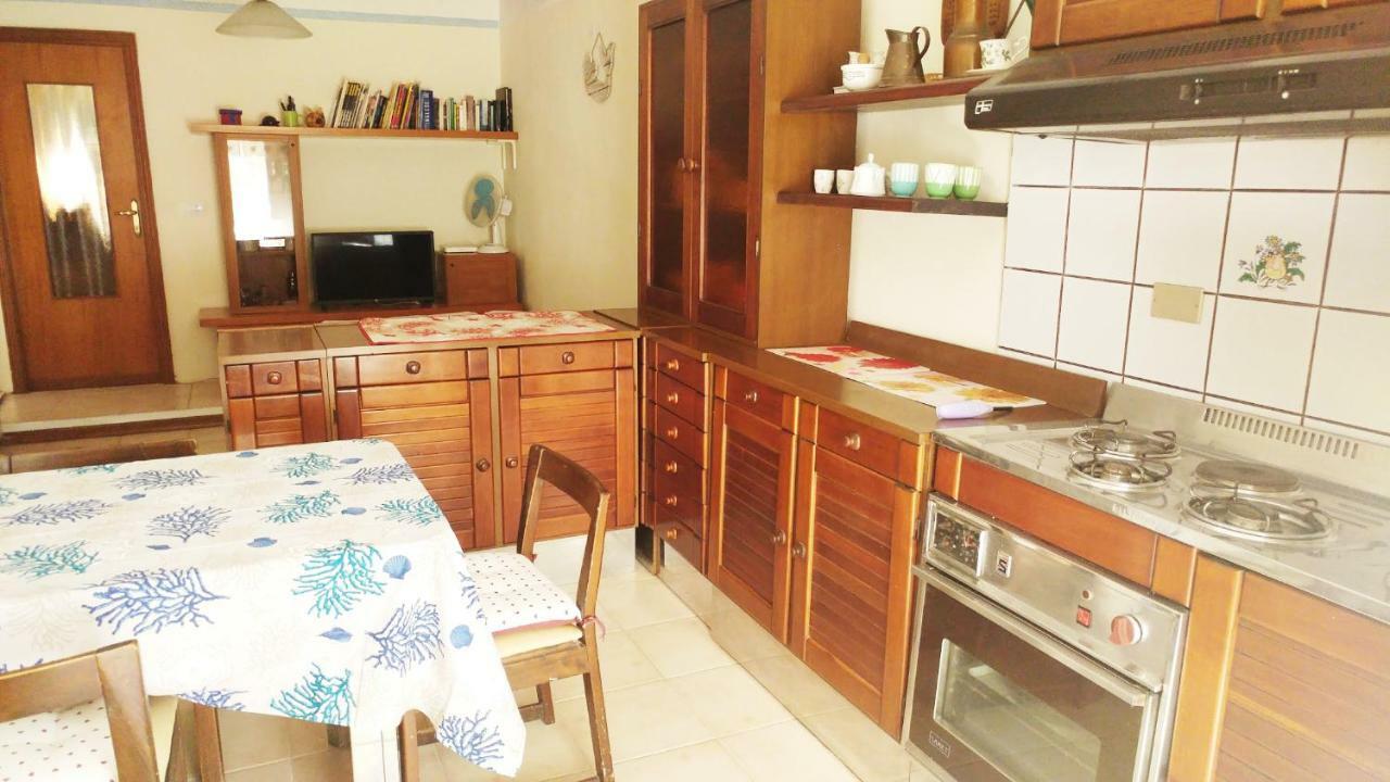 B&B Carmela San Terenzo Luaran gambar